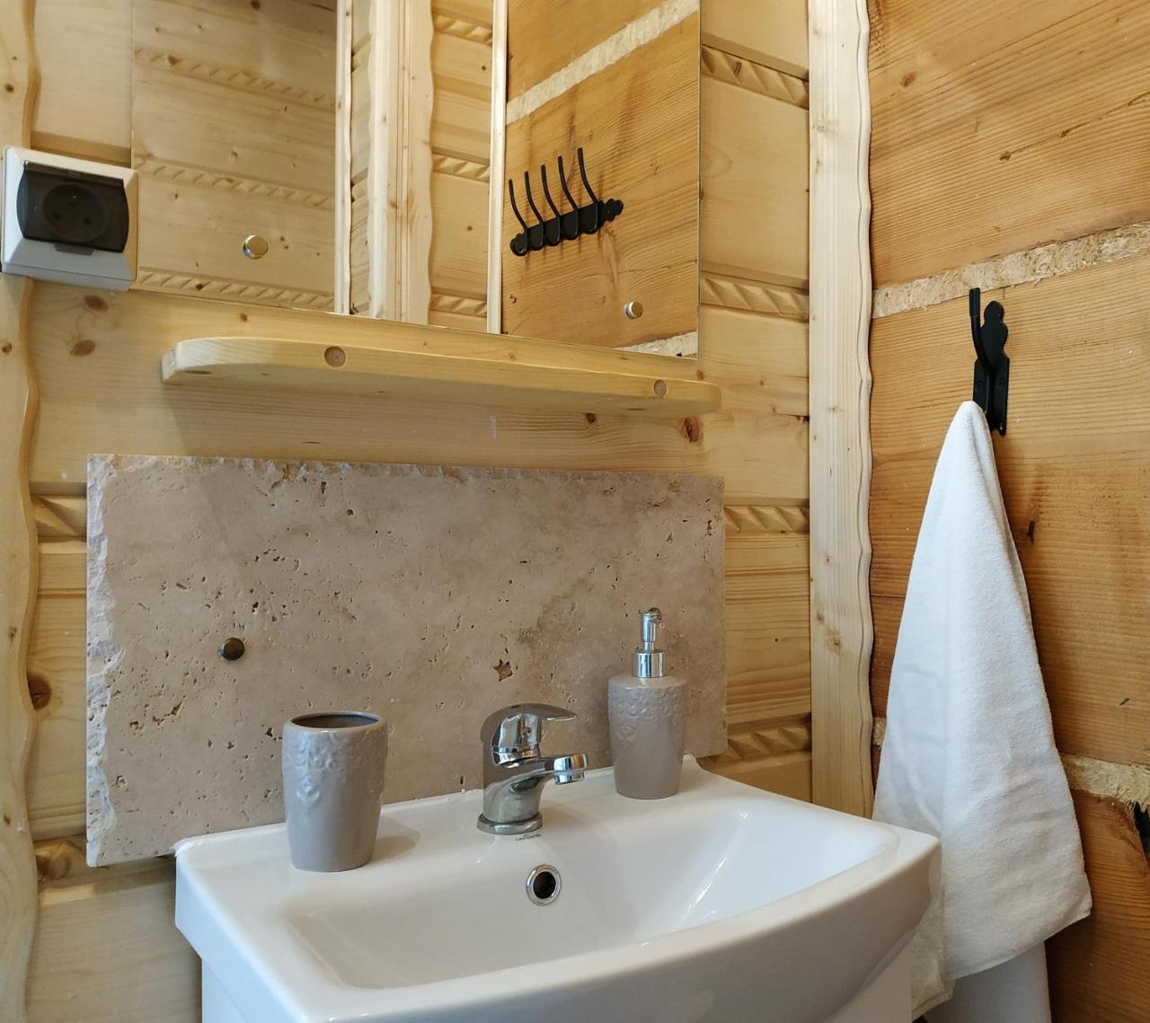 Bukowianska Ostoja - Sauna, Jacuzzi I Balia W Ofercie 부코비나 타트잔스카 외부 사진